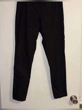 Calvin Klein Women’s Black Pull-on Pants